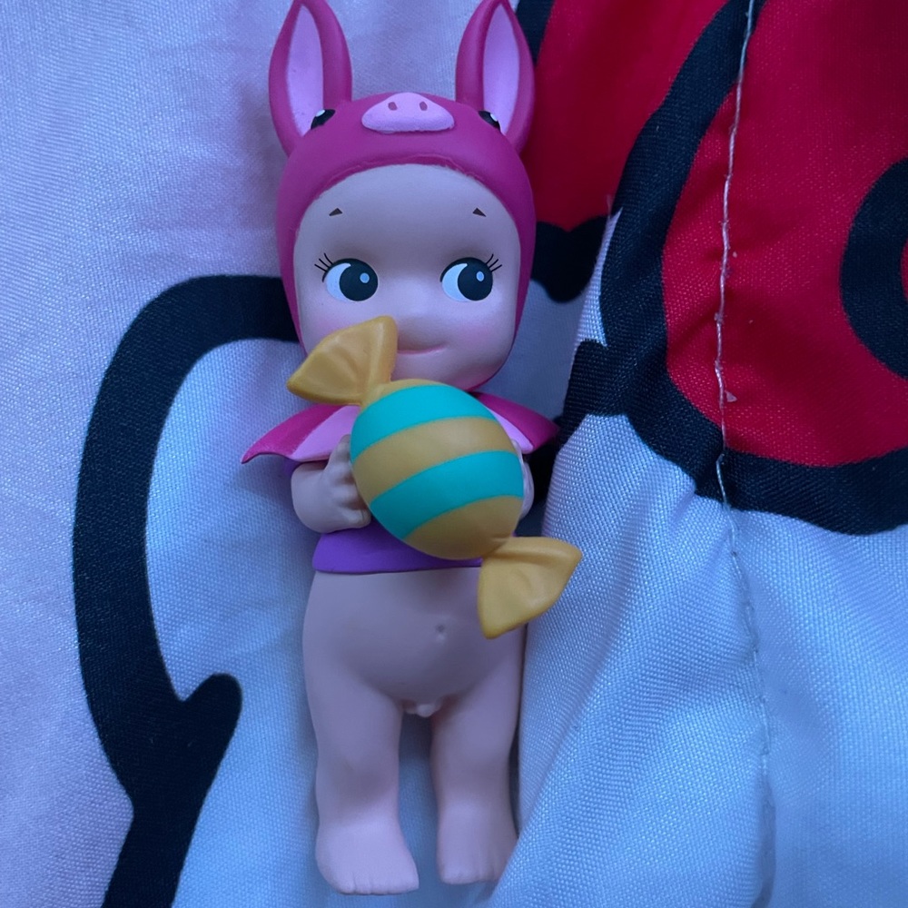 Sonny Angel Halloween 2021 Series - Pink Bat